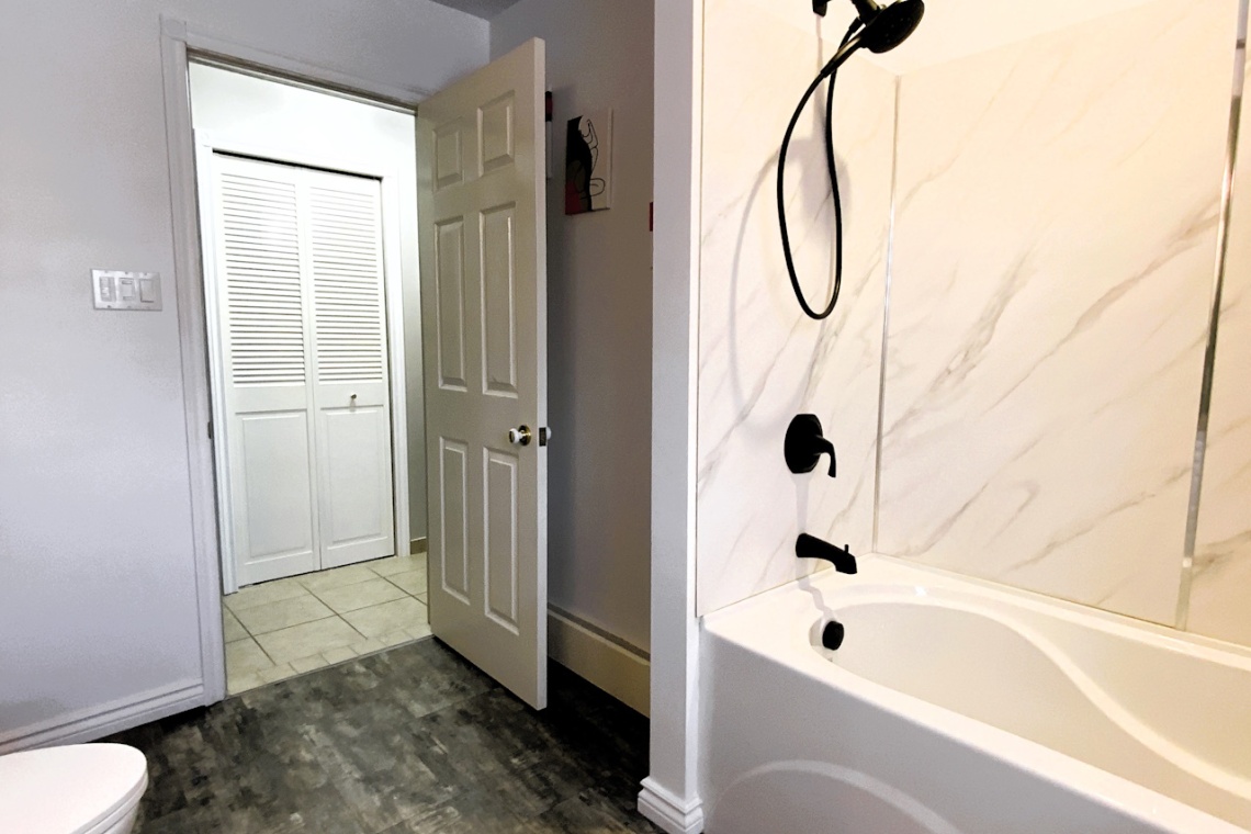 Edmundston, (N.-B.) E3V 1P5, ,Résidentiel,À vendre,1421