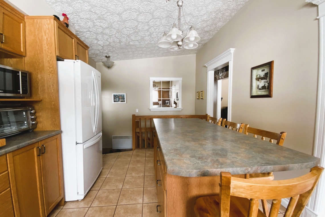Edmundston, (N.-B.) E3V 3J6, ,Résidentiel,À vendre,1427