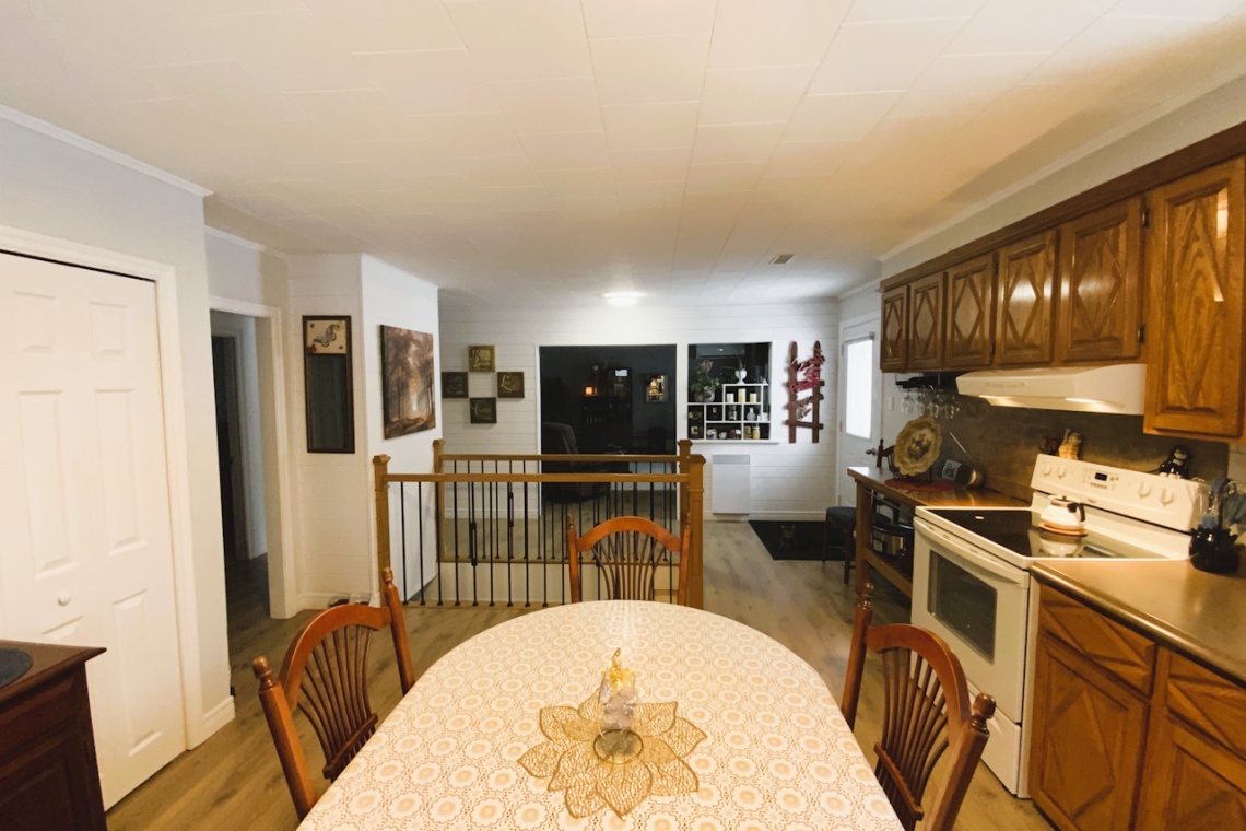 Edmundston, (N.-B.) E3V 1P5, ,Résidentiel,À vendre,1428