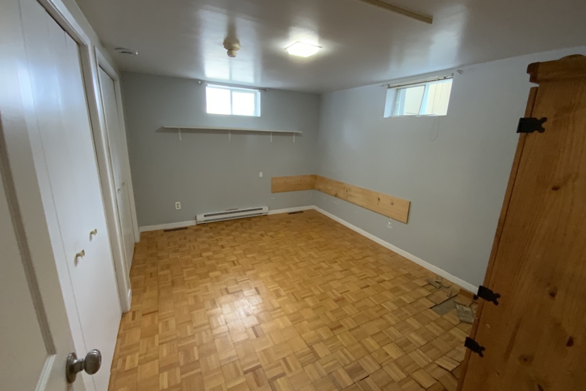 Edmundston, (N.-B.) E3V 1P4, ,Résidentiel,À vendre,1437