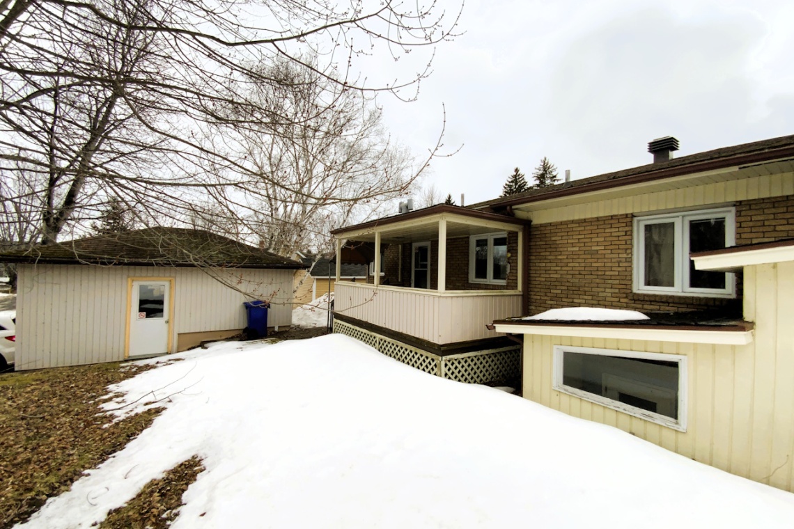 Edmundston, (N.-B.) E3V 1P4, ,Résidentiel,À vendre,1437