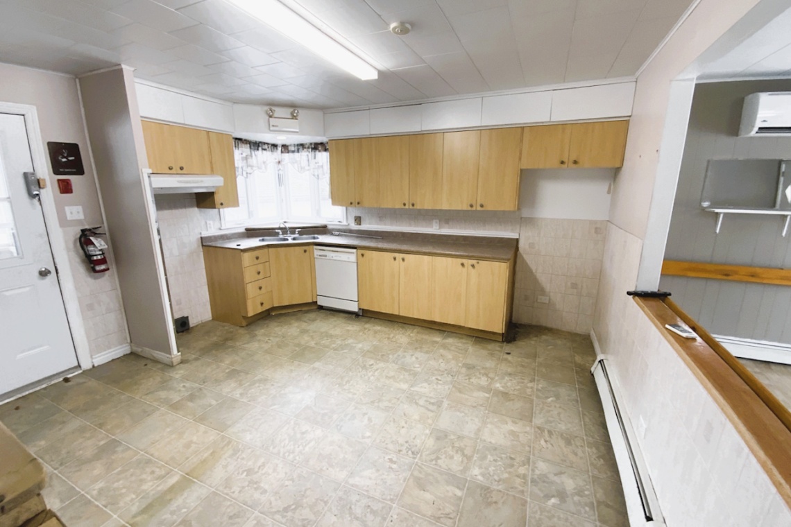 Edmundston, (N.-B.) E3V 1P4, ,Résidentiel,À vendre,1437