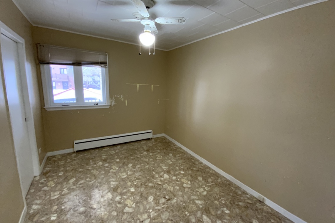 Edmundston, (N.-B.) E3V 1P4, ,Résidentiel,À vendre,1437