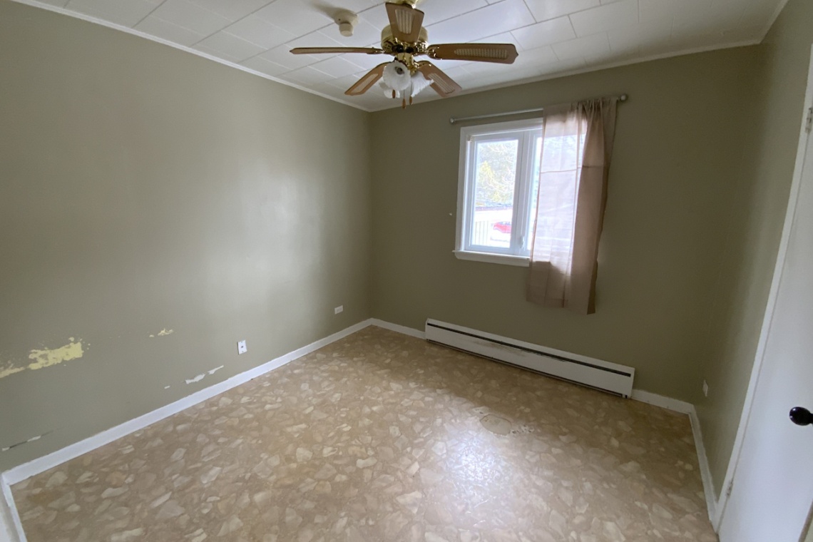 Edmundston, (N.-B.) E3V 1P4, ,Résidentiel,À vendre,1437