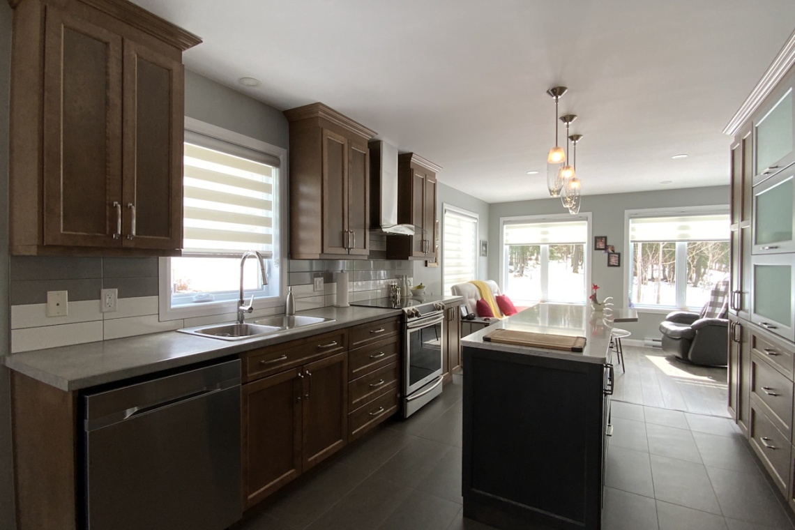 Edmundston, (N.-B.) E3V 0E2, ,Résidentiel,À vendre,1441