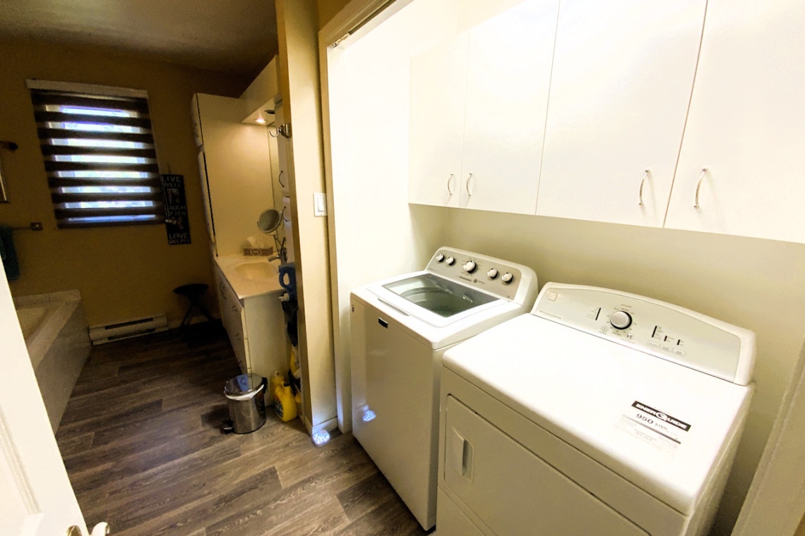Edmundston, (N.-B.) E3V 4B8, ,Résidentiel,À vendre,1453