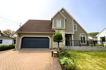 Edmundston, (N.-B.) E3V 4Z1, ,Résidentiel,À vendre,1457