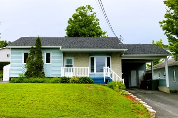 Edmundston, (N.-B.) E3V2Y2, ,Résidentiel,À vendre,1469