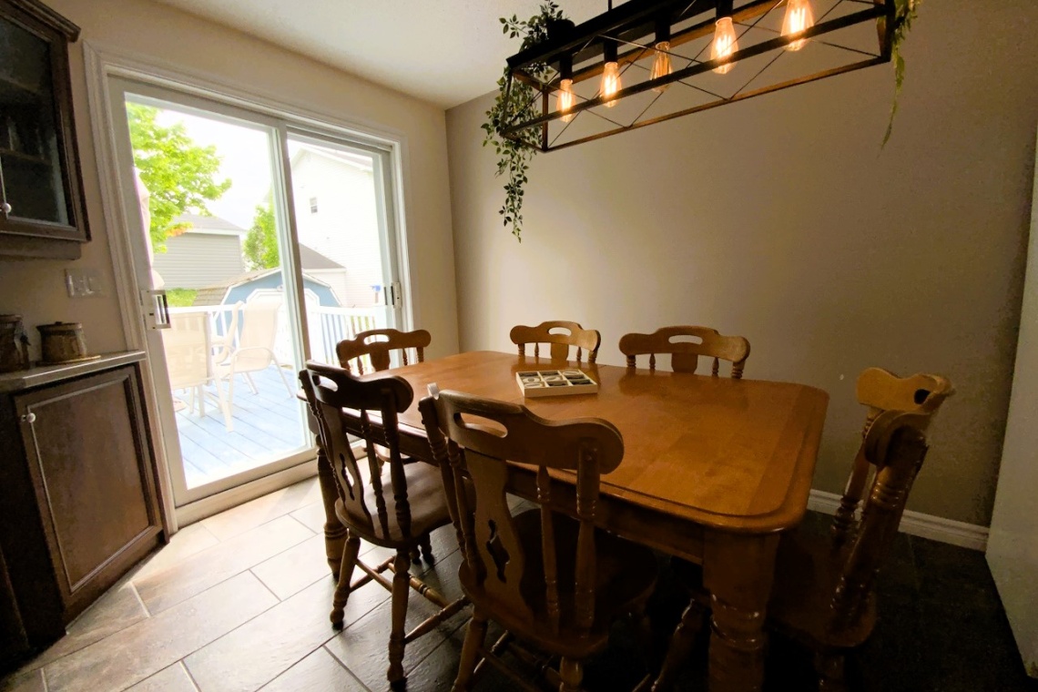 Edmundston, (N.-B.) E3V2Y2, ,Résidentiel,À vendre,1469