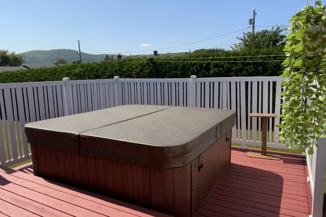 Edmundston, (N.-B.) E3V 3C2, ,Résidentiel,À vendre,1478