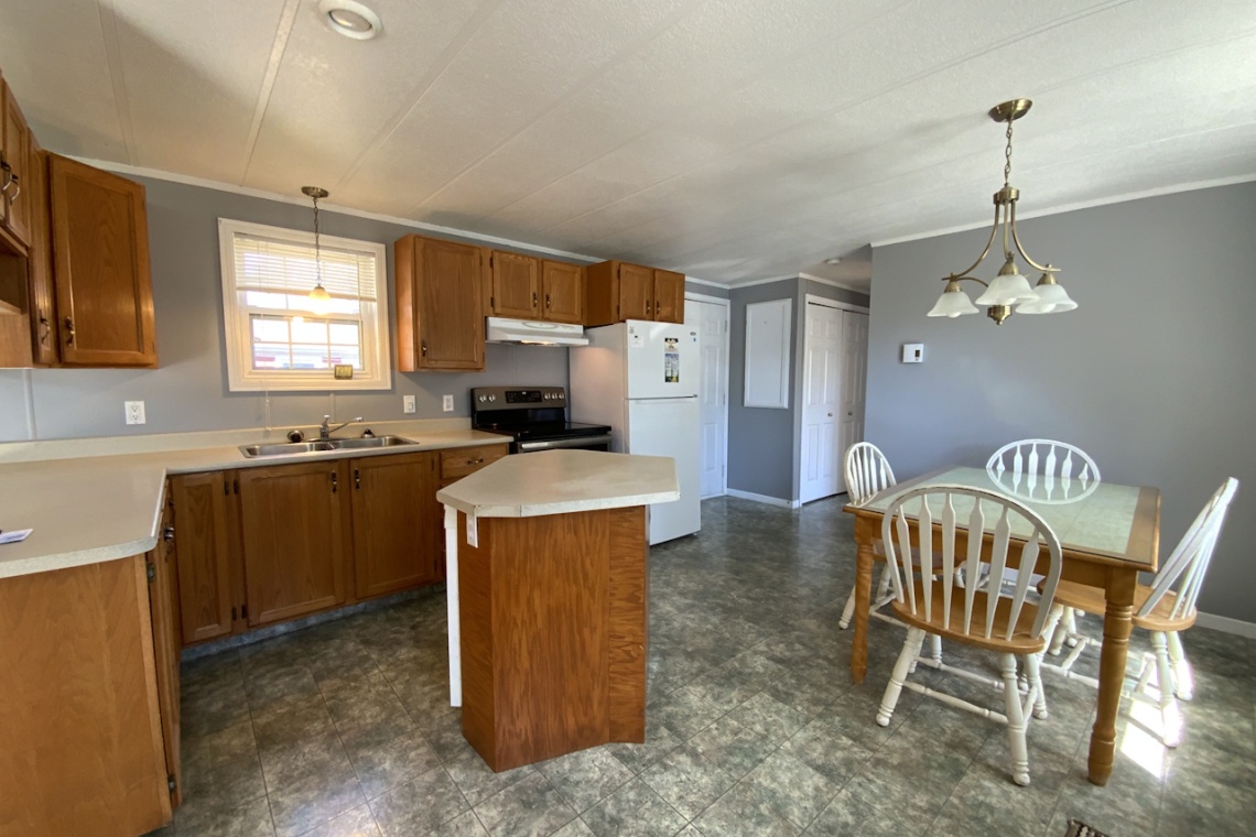 Edmundston, (N.-B.) E3V 3X7, ,Résidentiel,À vendre,1483