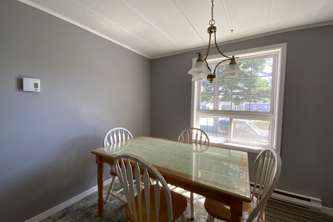 Edmundston, (N.-B.) E3V 3X7, ,Résidentiel,À vendre,1483