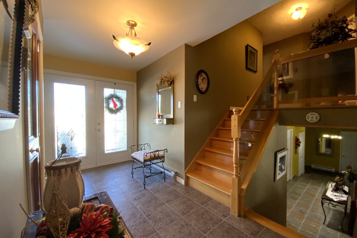 Edmundston, (N.-B.) E3V 4K9, ,Résidentiel,À vendre,1498