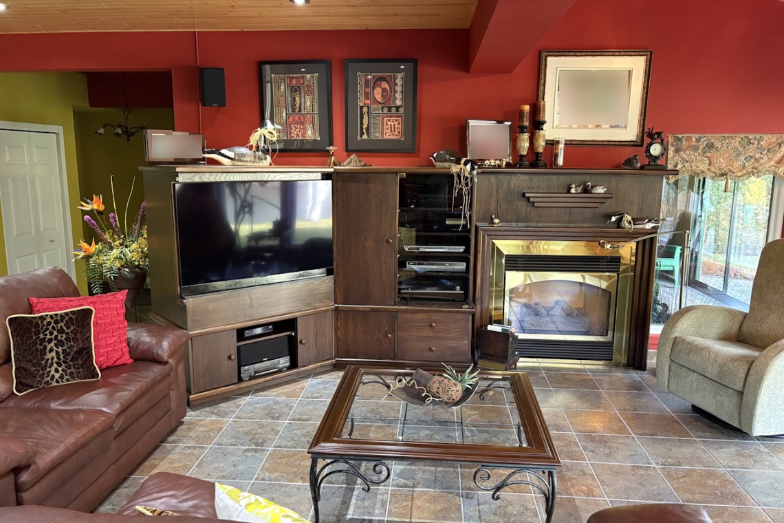 Edmundston, (N.-B.) E3V 4K9, ,Résidentiel,À vendre,1498