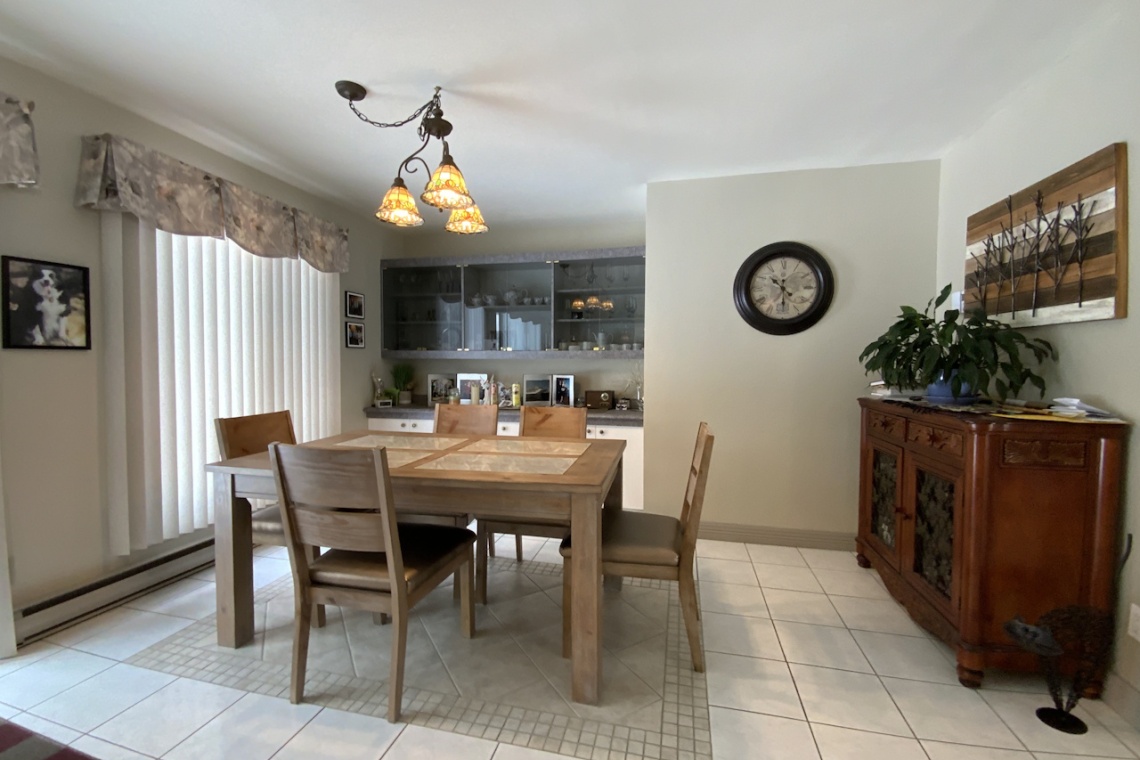 Edmundston, (N.-B.) E3V 3V3, ,Résidentiel,À vendre,1514