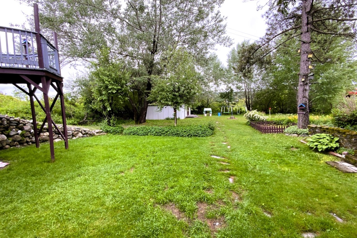 Edmundston, (N.-B.) E3V 4R2, ,Résidentiel,À vendre,1516