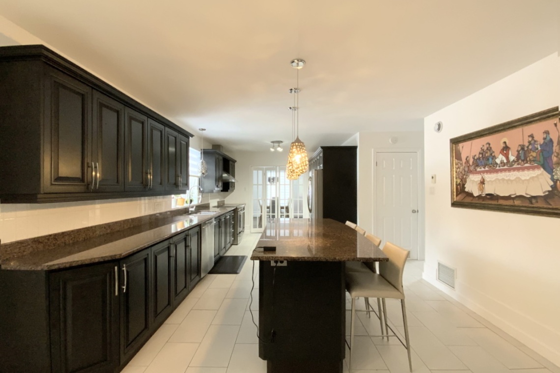 Edmundston, (N.-B.) E3V 4A2, ,Résidentiel,À vendre,1225