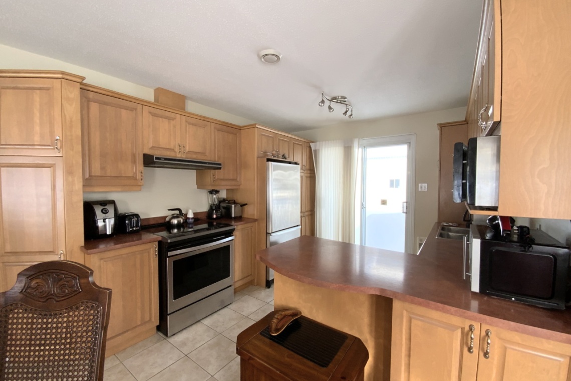 Edmundston, (N.-B.) E3V 5C6, ,Résidentiel,À vendre,1227