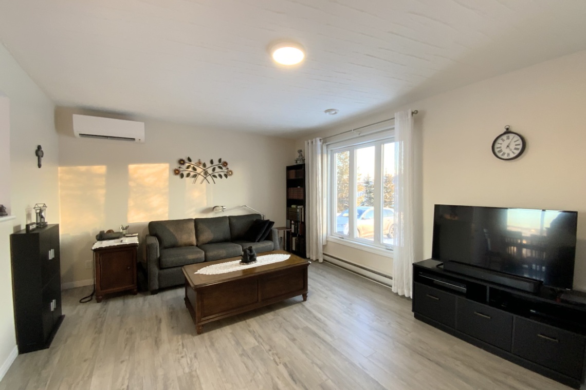Ste-Anne-de-Madawaska, N.B. E7E 1T1, ,Residential,For sale,1229