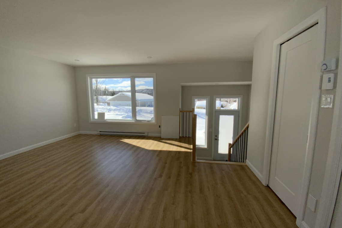 Edmundston, N.B. E3V 4A1, ,Résidentiel,À vendre,1234