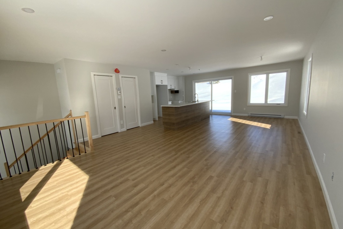 Edmundston, N.B. E3V 4A1, ,Résidentiel,À vendre,1234