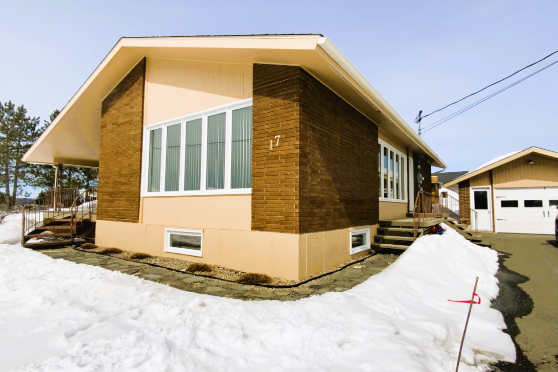 Ste-Anne-de-Madawaska, N.B. E7E 1K3, ,Résidentiel,À vendre,1246