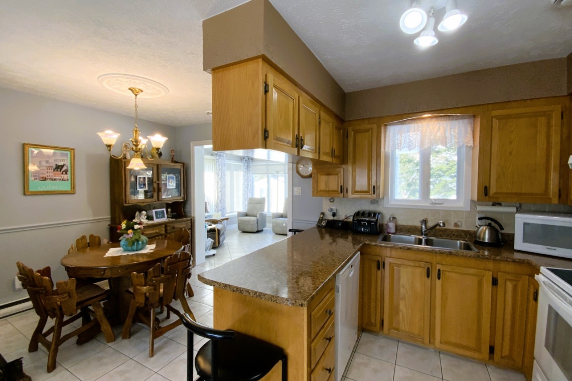 Edmundston, (N.-B.) E3V 3Y1, ,Résidentiel,À vendre,1248