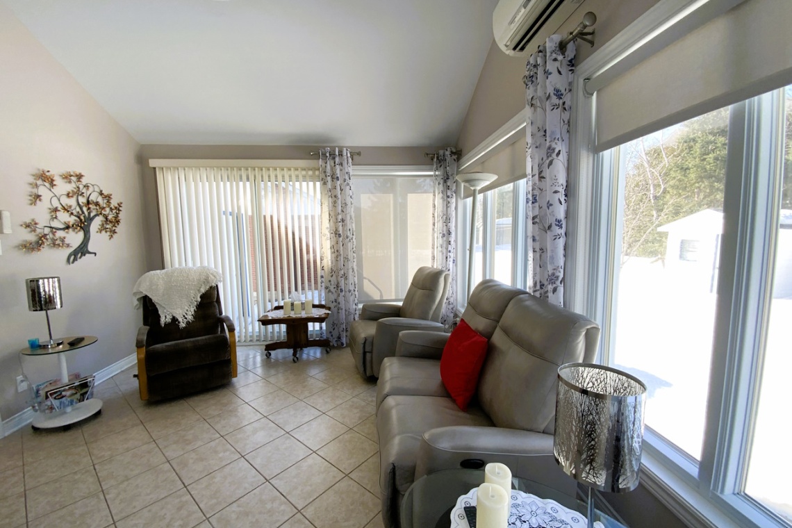 Edmundston, (N.-B.) E3V 3Y1, ,Résidentiel,À vendre,1248