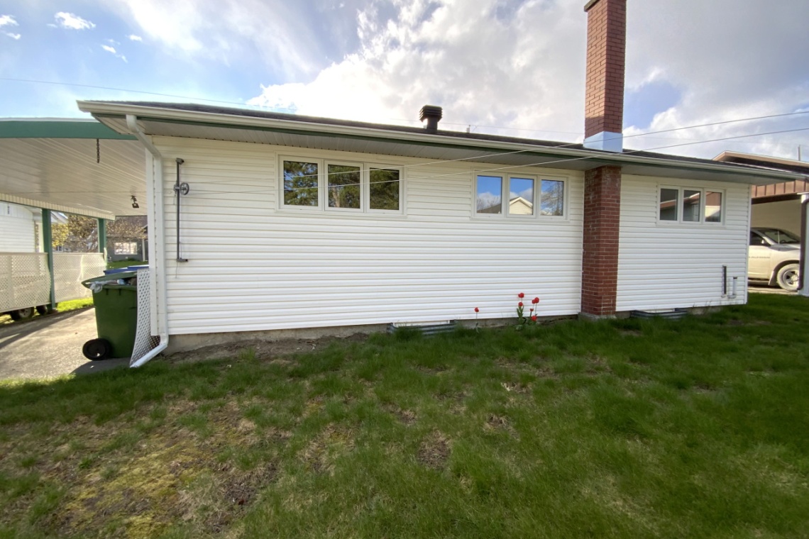 Edmundston, (N.-B.) E3V 3C2, ,Résidentiel,À vendre,1266