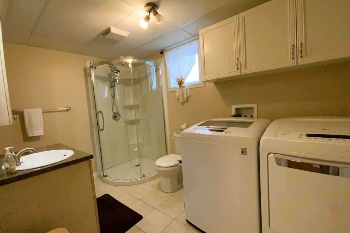 Edmundston, (N.-B.) E3V 0B1, ,Résidentiel,À vendre,1268