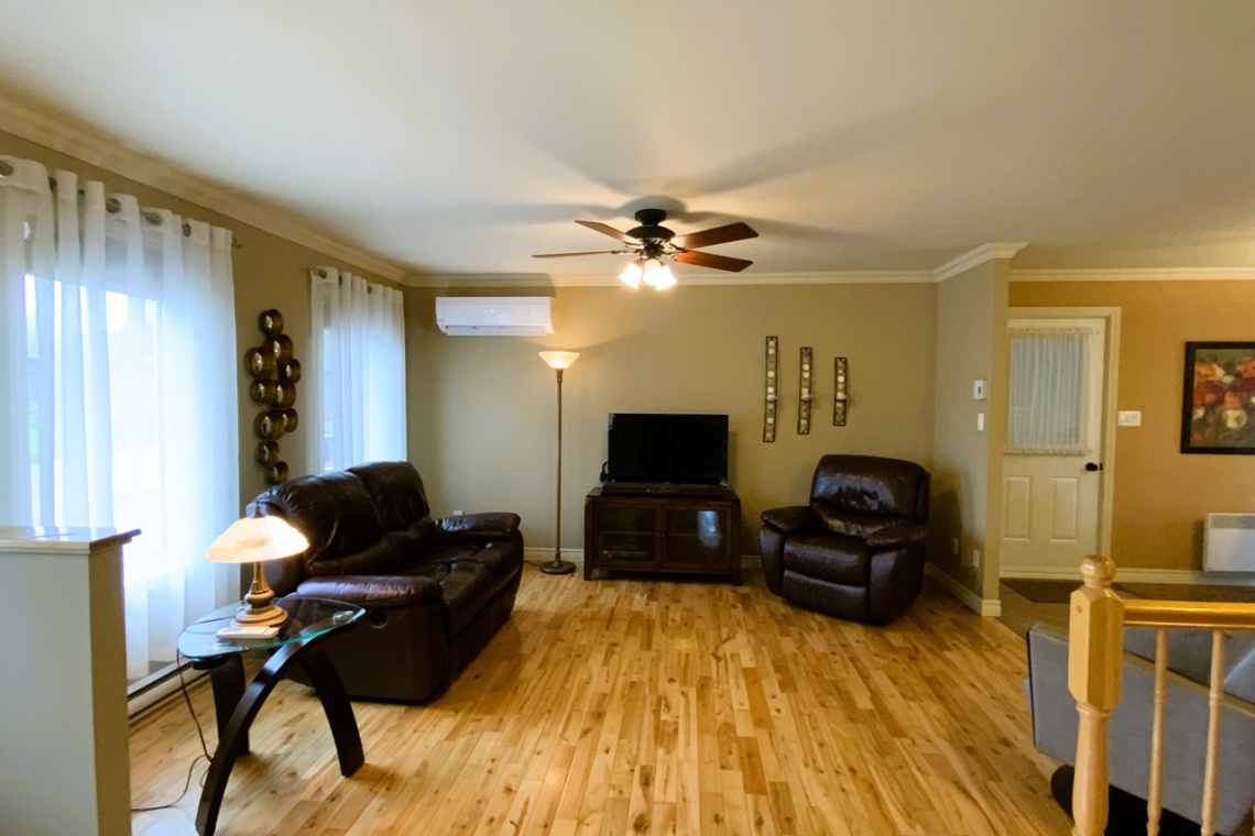 Edmundston, (N.-B.) E3V 0B1, ,Résidentiel,À vendre,1268