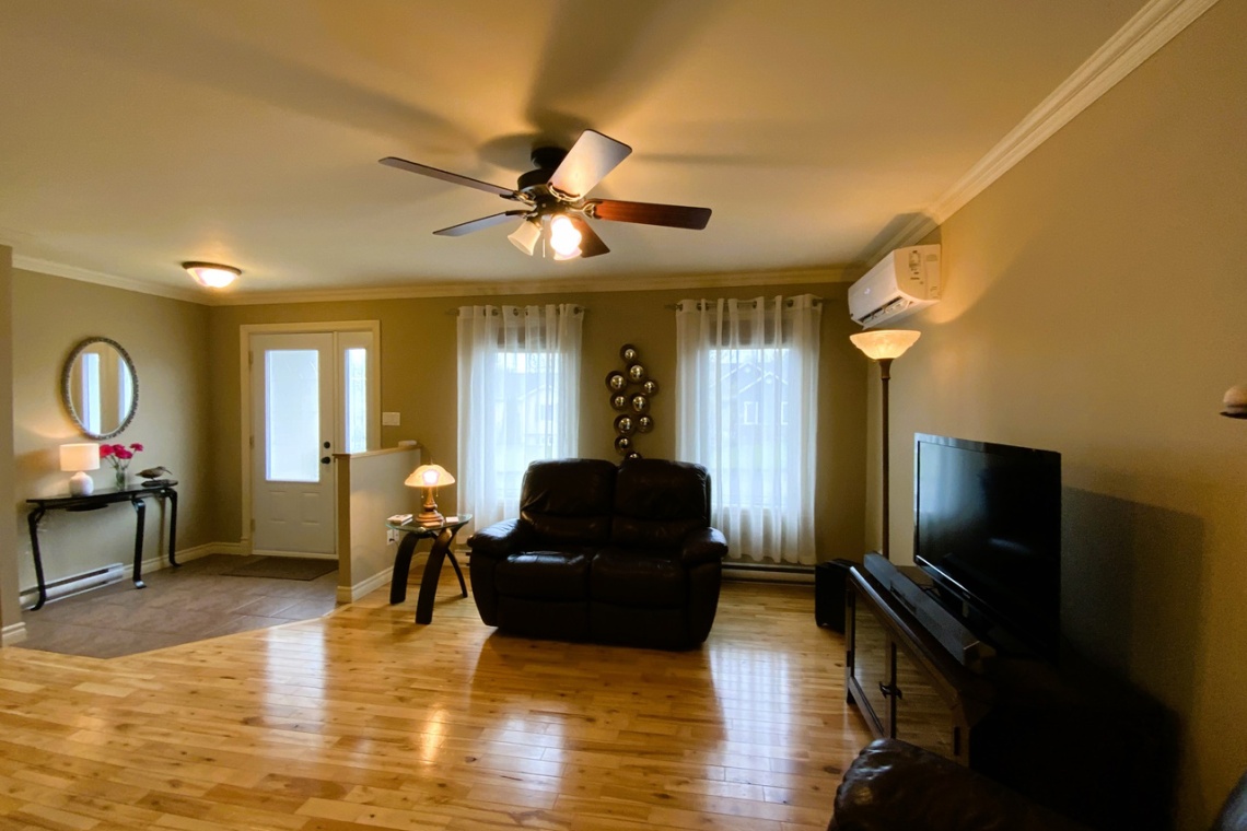 Edmundston, (N.-B.) E3V 0B1, ,Résidentiel,À vendre,1268