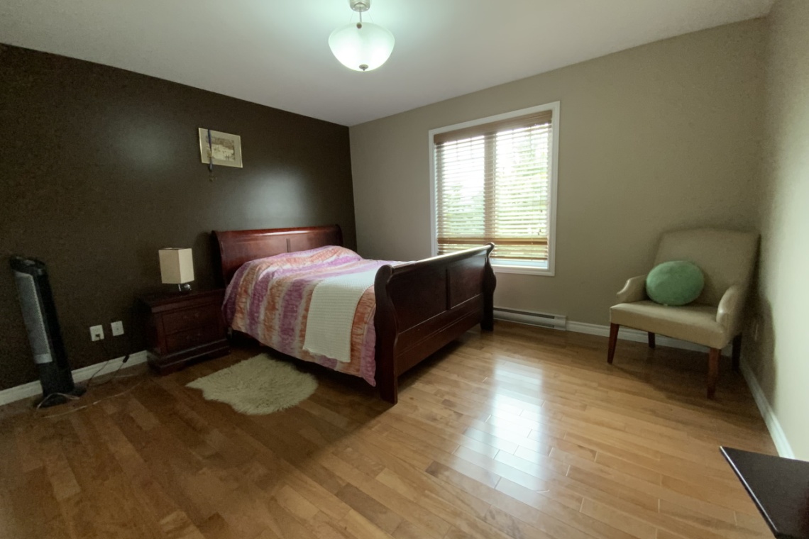 Edmundston, (N.-B.) E3V 5A8, ,Résidentiel,À vendre,1270