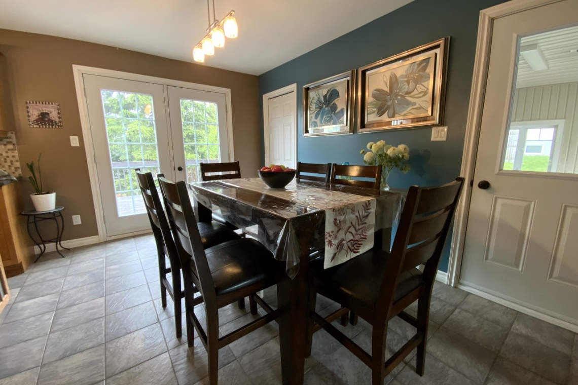 Edmundston, (N.-B.) E3V 5A8, ,Résidentiel,À vendre,1270