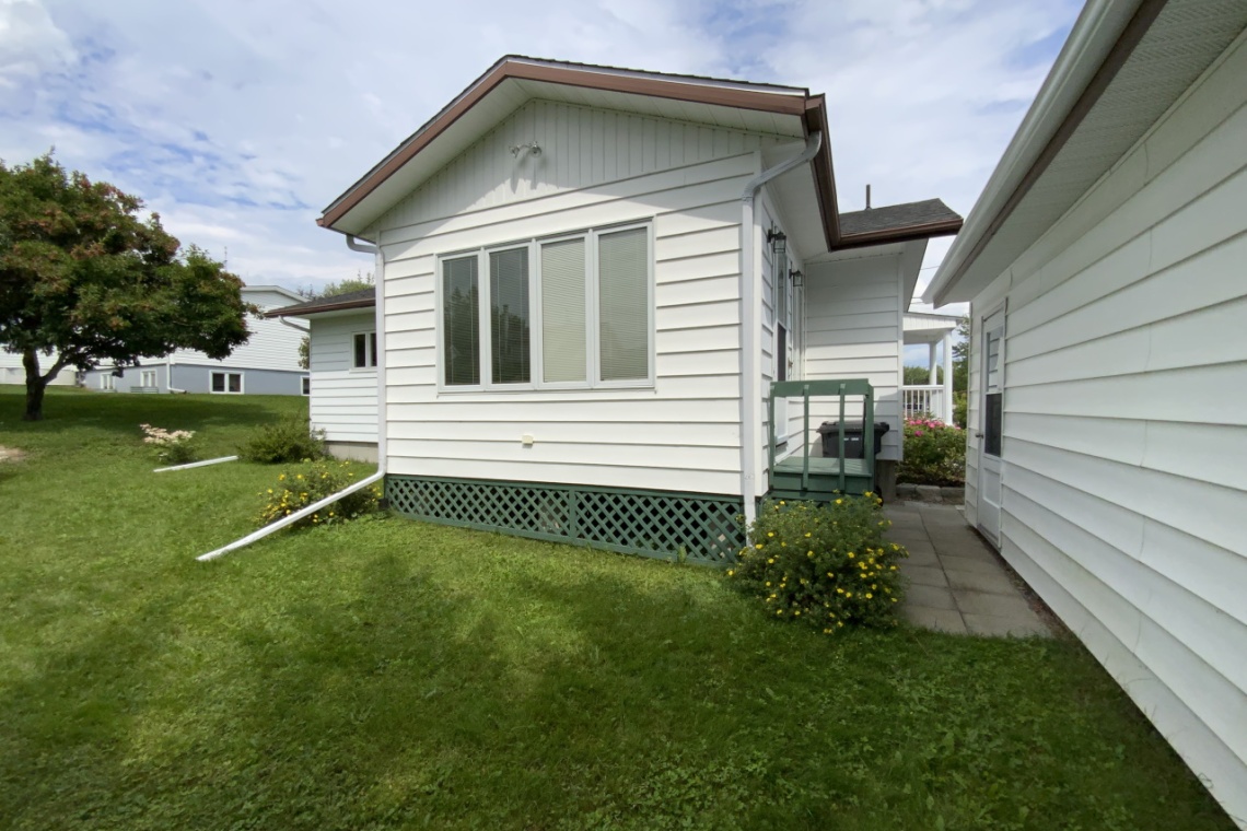 Edmundston, (N.-B.) E3V 1P5, ,Résidentiel,À vendre,1291