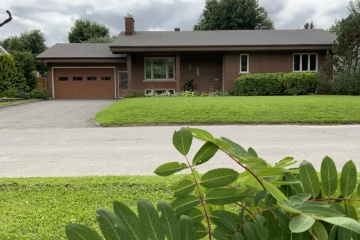 Edmundston, N.B. E3V 3L5, ,Résidentiel,À vendre,1297