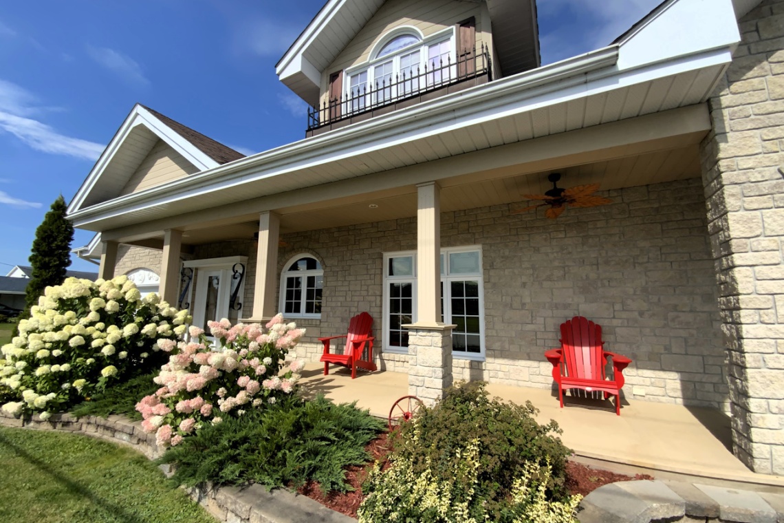 Ste-Anne-de-Madawaska, (N.-B.) E7E 1B1, ,Résidentiel,À vendre,1300