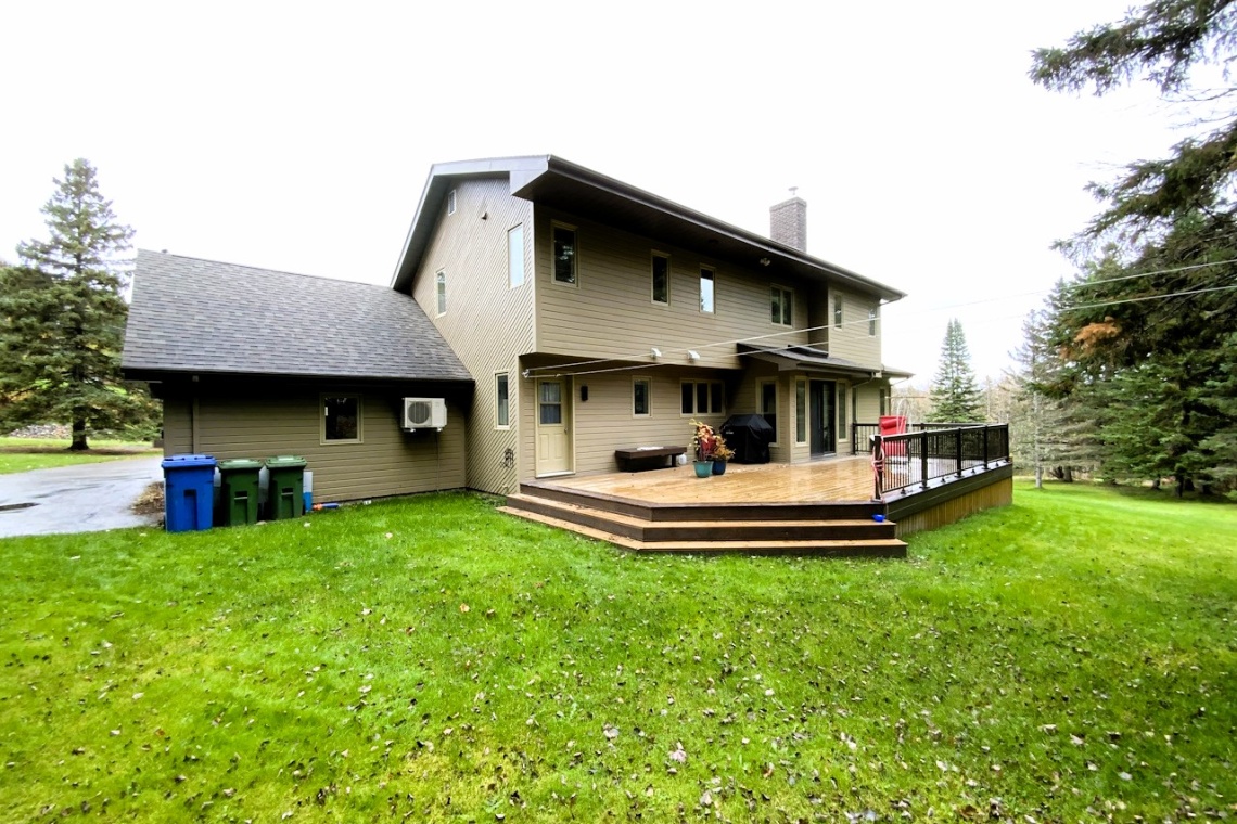 Edmundston, (N.-B.) E3V 4K1, ,Résidentiel,À vendre,1315