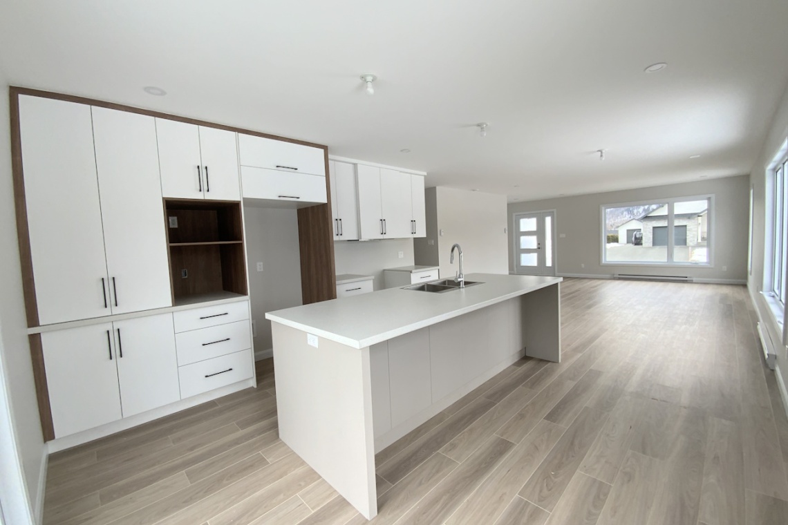 Edmundston, N.B. E3V 0H9, ,Residential,For sale,1346