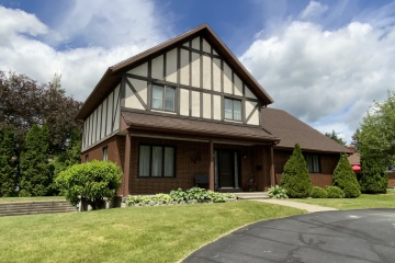 Edmundston, N.B. E3V 3Y5, ,Residential,For sale,1374