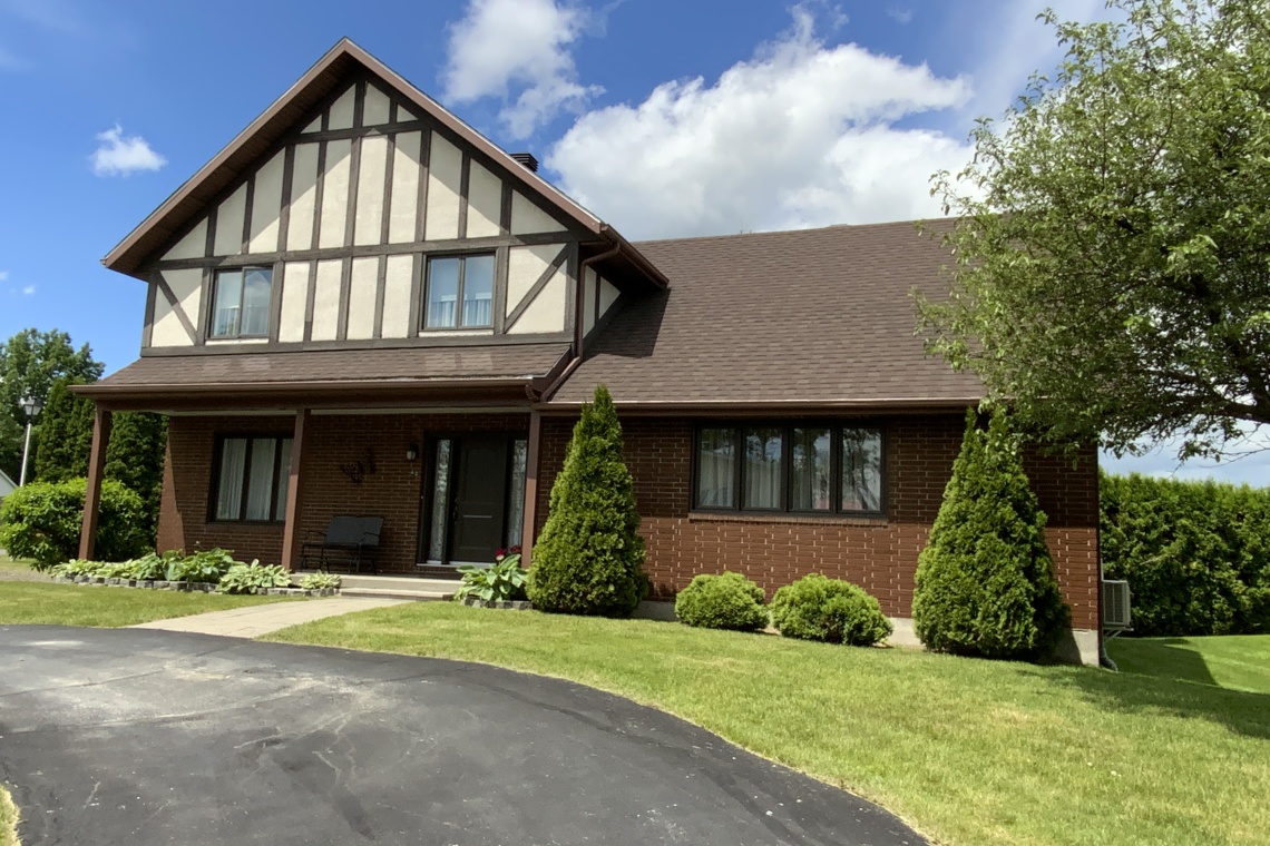 Edmundston, N.B. E3V 3Y5, ,Residential,For sale,1374