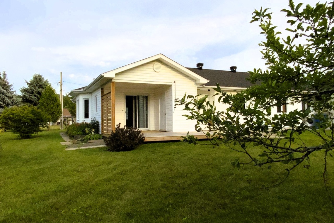 Edmundston, (N.-B.) E3V 5C6, ,Résidentiel,À vendre,1384